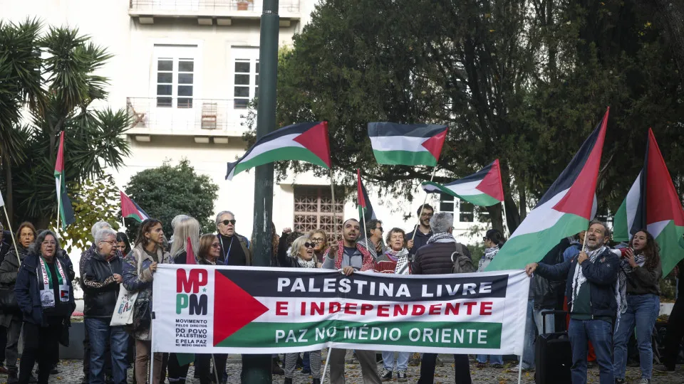 Parties and NGOs against alleged production of Israeli coins by the Mint