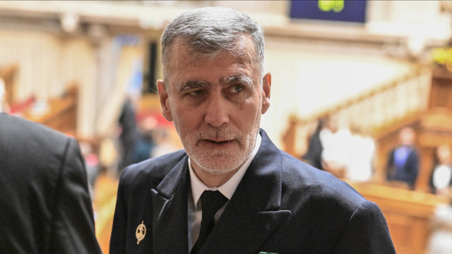 Marcelo tentou travar candidatura do almirante?