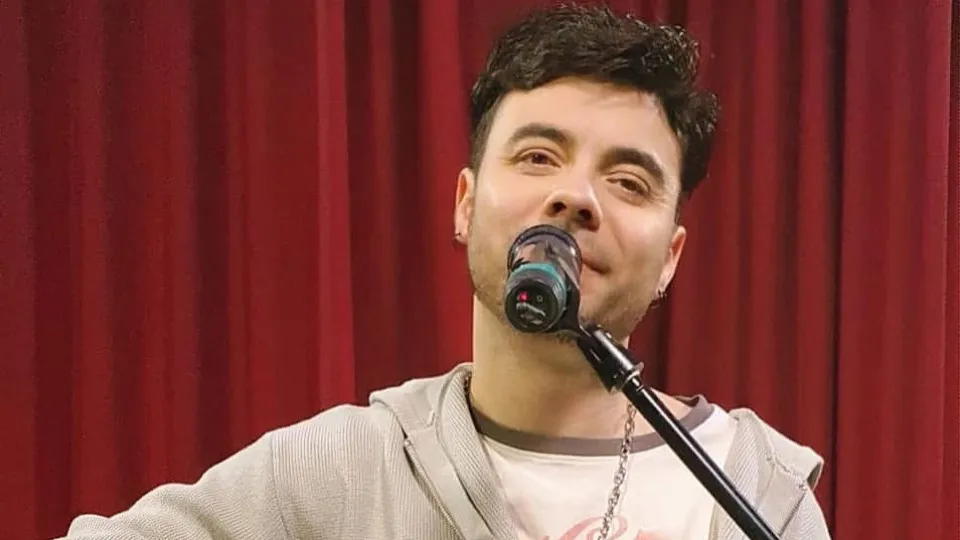 Portuguese singer and producer Eddie wins Latin award: "Very special"