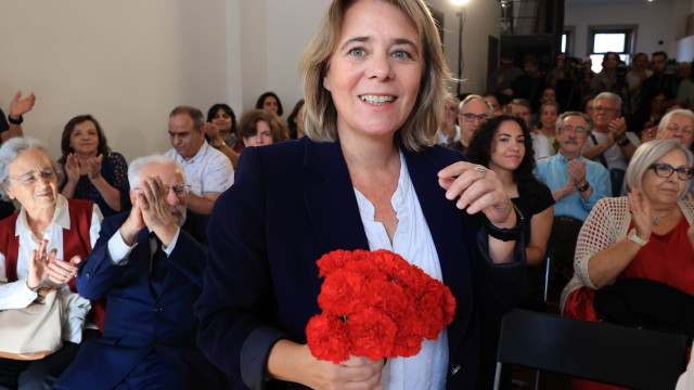 Catarina Martins critica Estado que falha