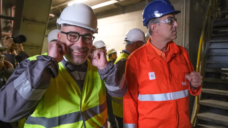 Private flights? Web Summit founder had "excess of language"