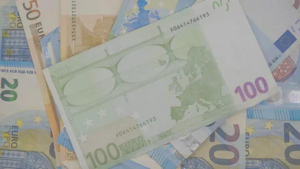 Profit of the five main banks in Portugal declines by 0.33% until September