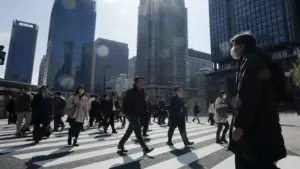 Real wages in Japan fall for the ninth consecutive month amid rising inflation