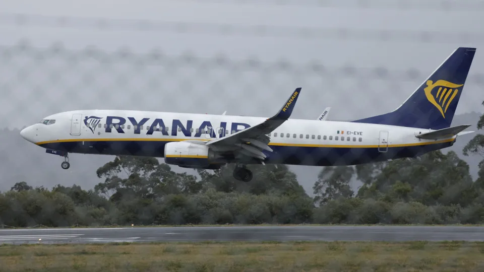 Ryanair? Government "surprised". "Tax in the Azores is the lowest in Europe"