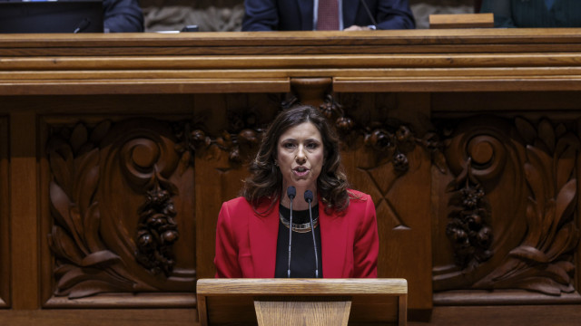 IL confirma voto contra Orçamento