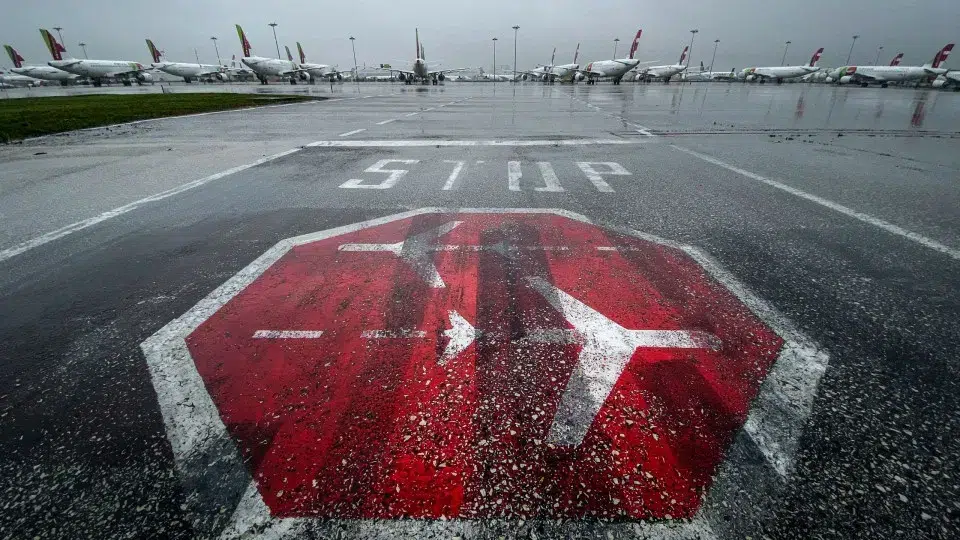 TAP says "lack of security conditions" prevents flights to Venezuela