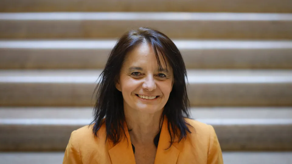 Teresa Villaverde filmed characters devastated by the fires in "Justa"