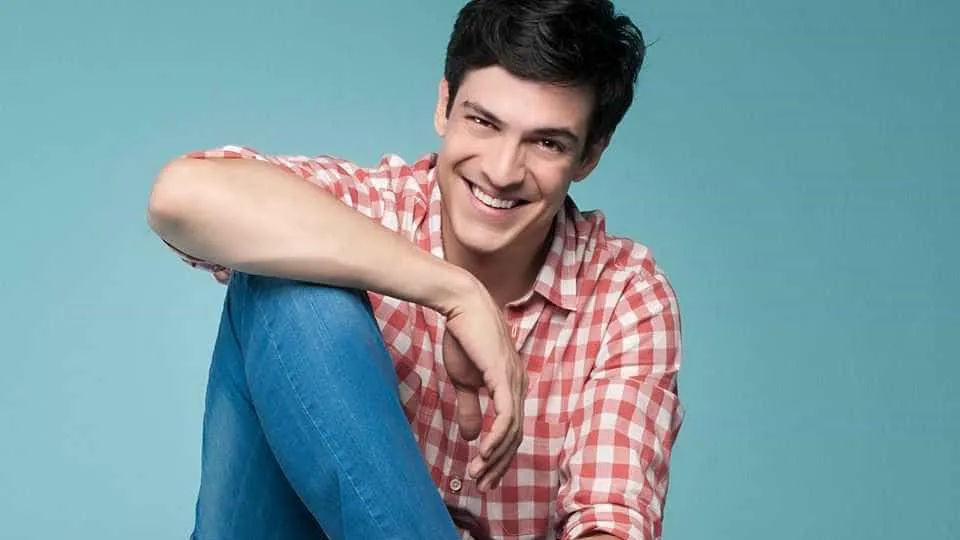 "The Extra" with Mateus Solano in Lisbon and Porto in February and March