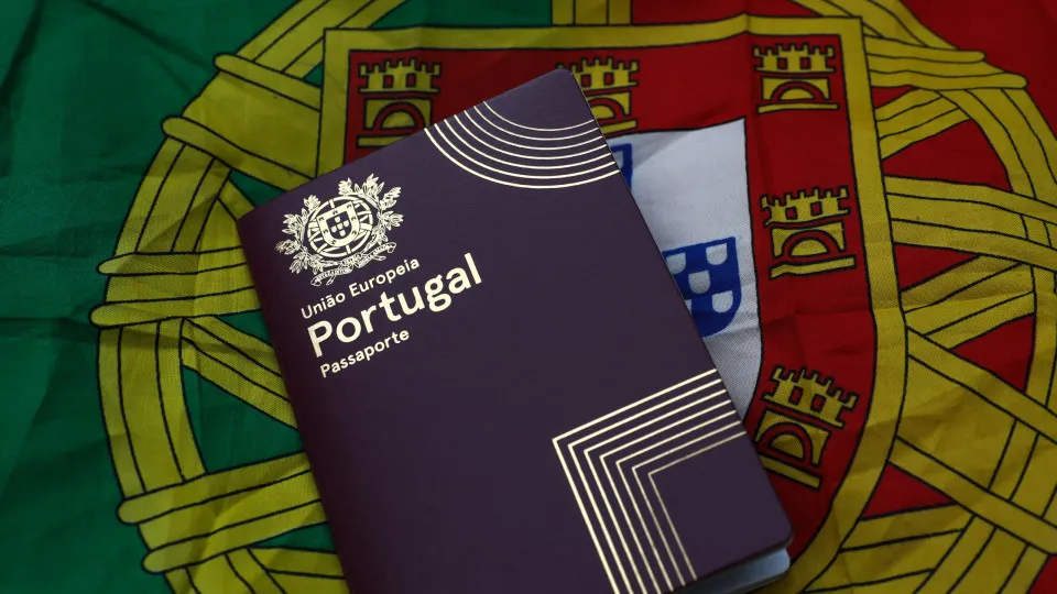 There are 25,507 nationality applications pending at consular posts.