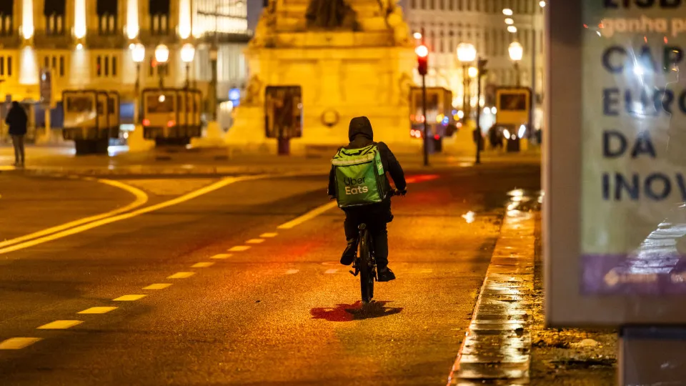 Uber and the union establish new protections for couriers