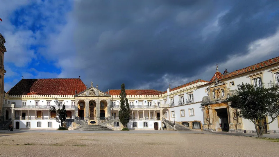 University of Coimbra will create the Camões Digital portal