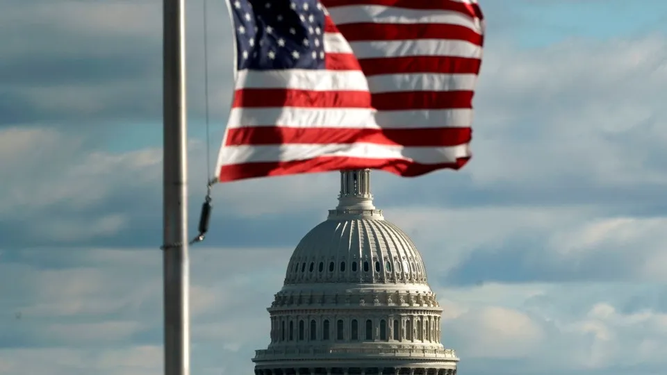 US budget deadlock leads military bases in Europe to suspend salaries