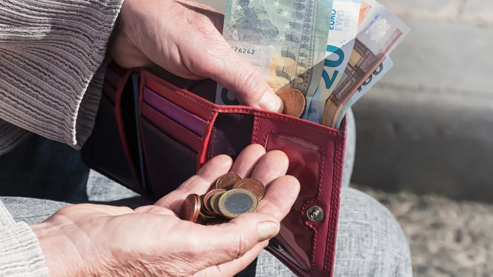 Women receive pensions that are a quarter lower in value than those of men.