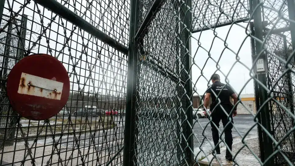 Young man assaulted in prison? Mother files complaint, guards claim "disobedience"