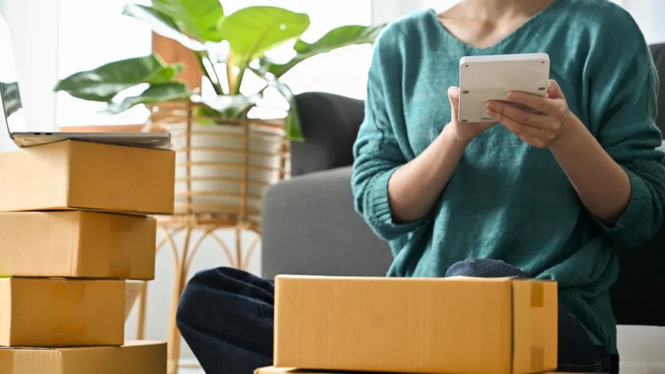 A 3€ fee is coming for online orders: For whom? Everything you need to know