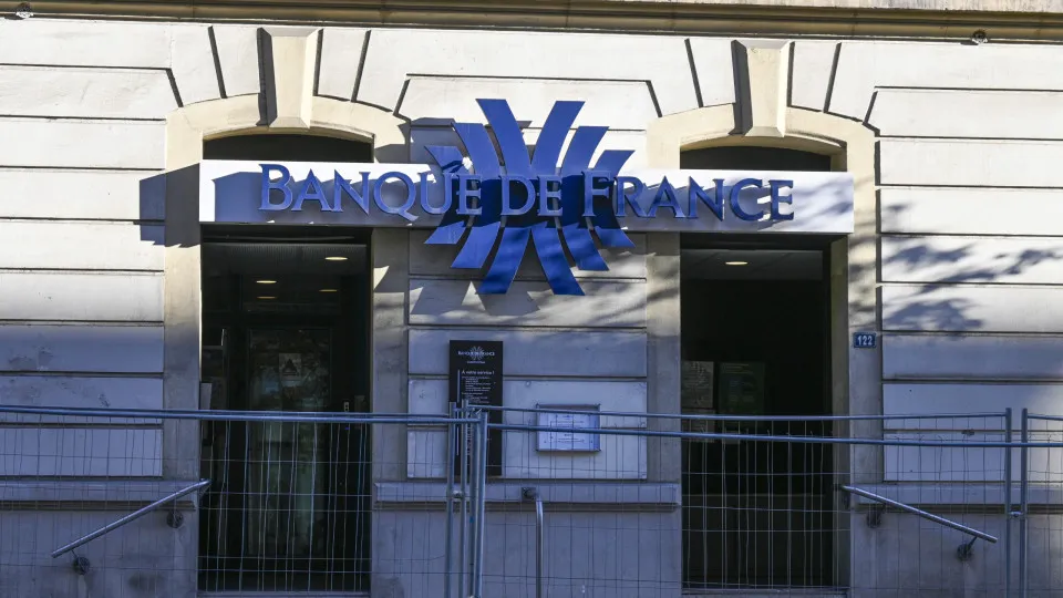 Bank of France will revise growth forecasts for 2025 and 2026