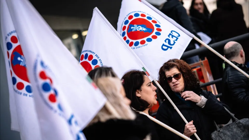 CESP files a criminal complaint against Sonae, company repudiates accusations