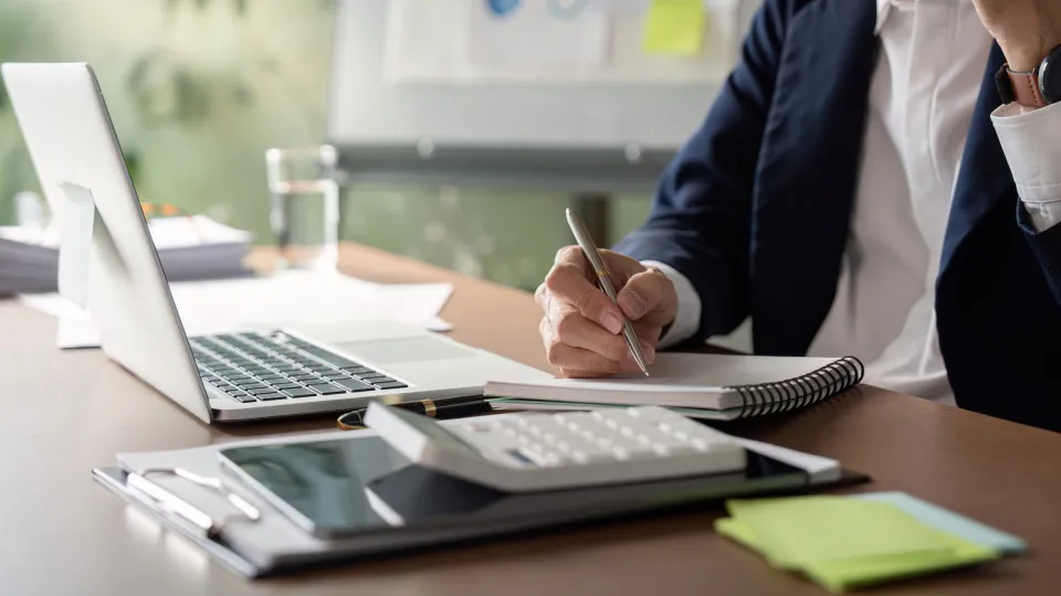 Complaints in the insurance sector fall 16% in the first half of 2025