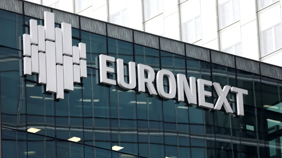 Euronext speeds up the settlement of public debt securities.
