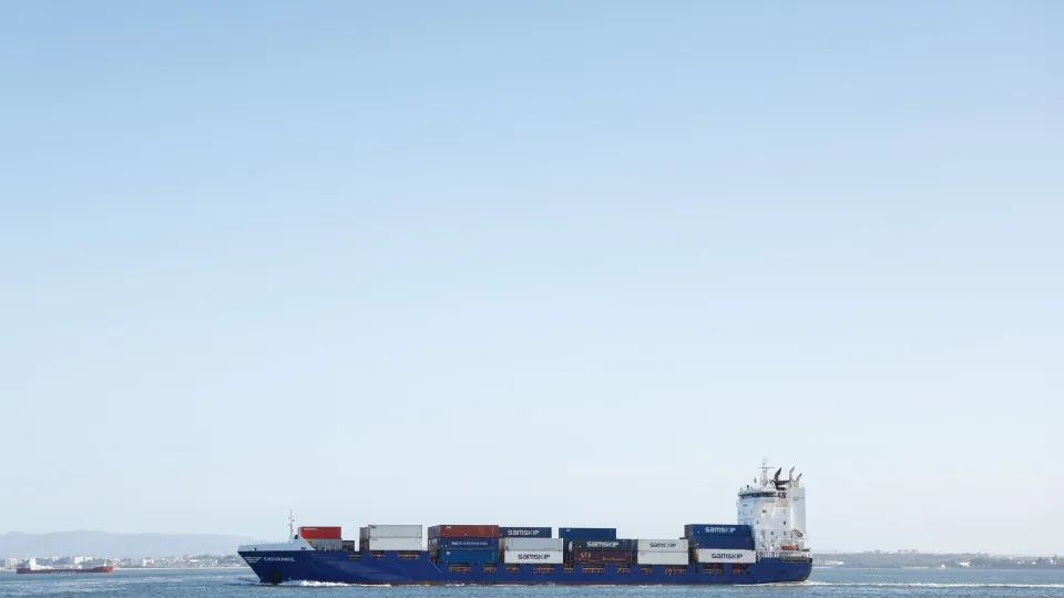 Exports to the USA fall by 50 million in the 3rd quarter