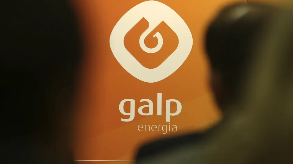 Galp reduces energy costs by 4% on the electricity bill and by 14% on the natural gas bill.