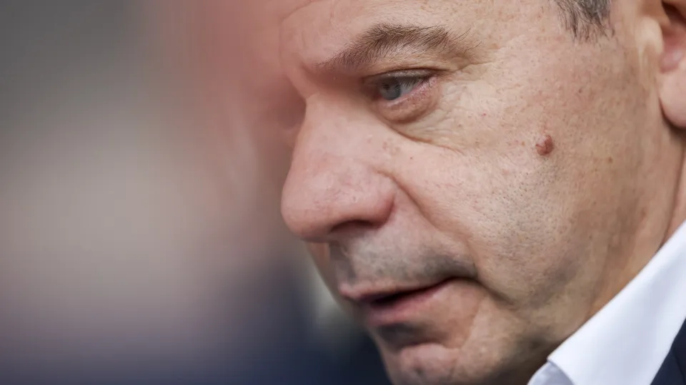 General strike. "I hope the country functions with as much normalcy as possible"