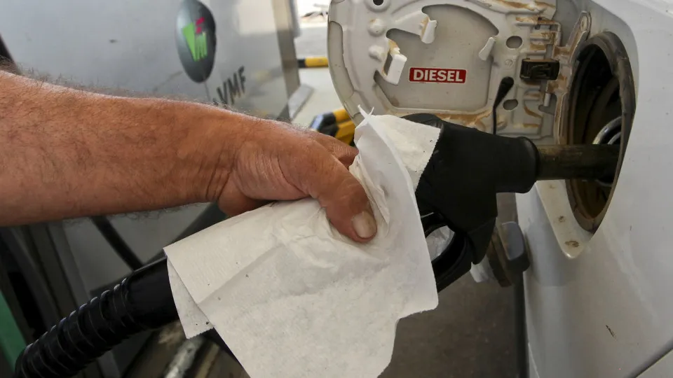 Government will continue to reduce the discount on ISP. When? "Impossible to say"