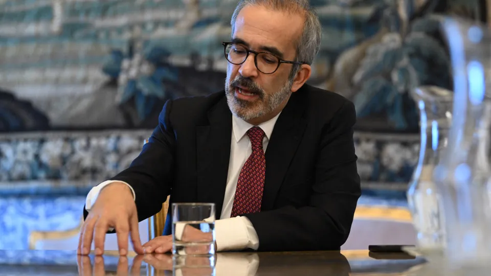 Guinea. Portugal calls for restraint in the use of force and a return to normality