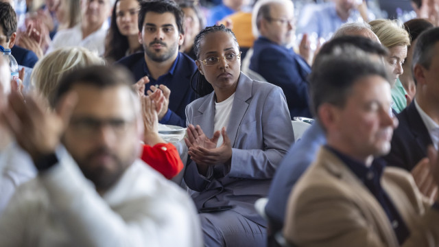 "I wish they wouldn't raise suspicions. It's very serious," says Eva Cruzeiro.