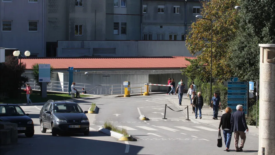 Menezes defends more capabilities at the Gaia Hospital because of traffic in Porto