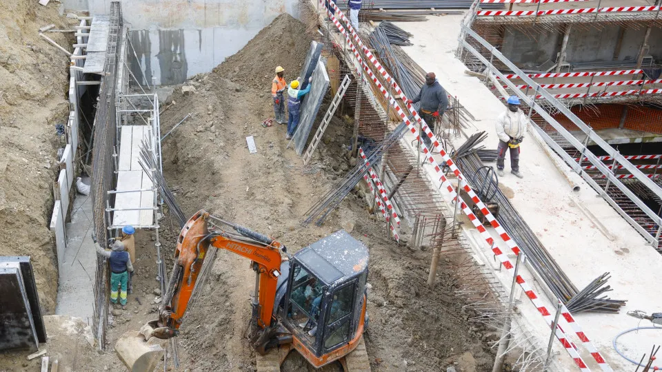 New housing construction costs rise 4.5% in October