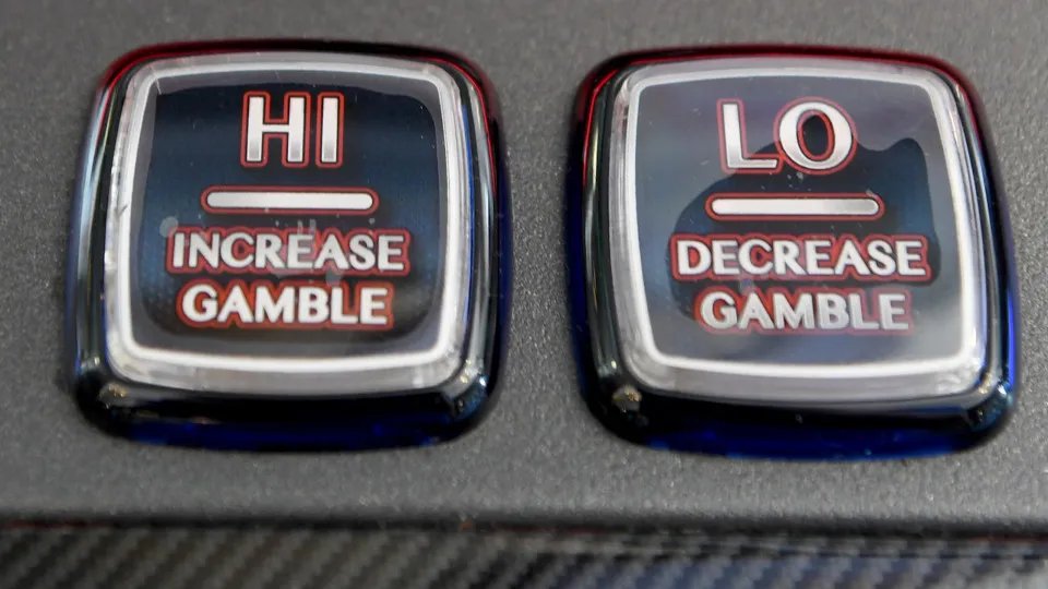 Operator closes last 'satellite casino' in Macau