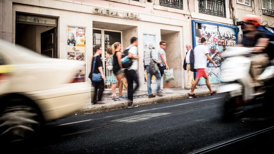 Parish approves 20 thousand euros to avoid the closure of Cinema Ideal