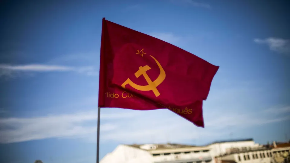 PCP against "illusionist maneuvers" in the railway project in Alentejo