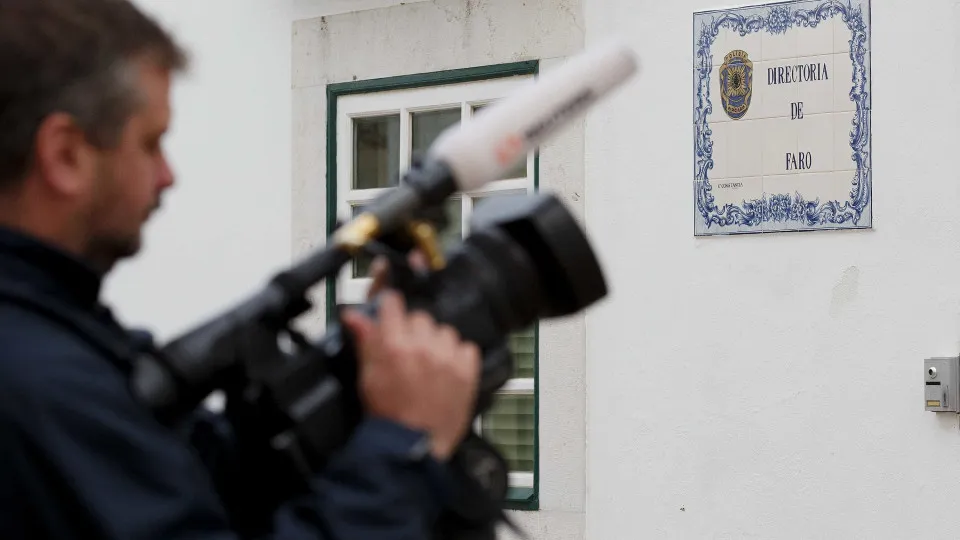 PJ detains in Olhão a person convicted of embezzling funds from a Spanish institution