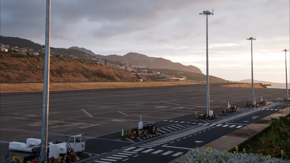 Poor visibility is affecting movement at Madeira Airport.