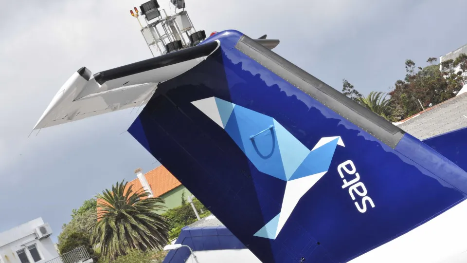 President of SATA resigns and already has a replacement. What are the reasons?