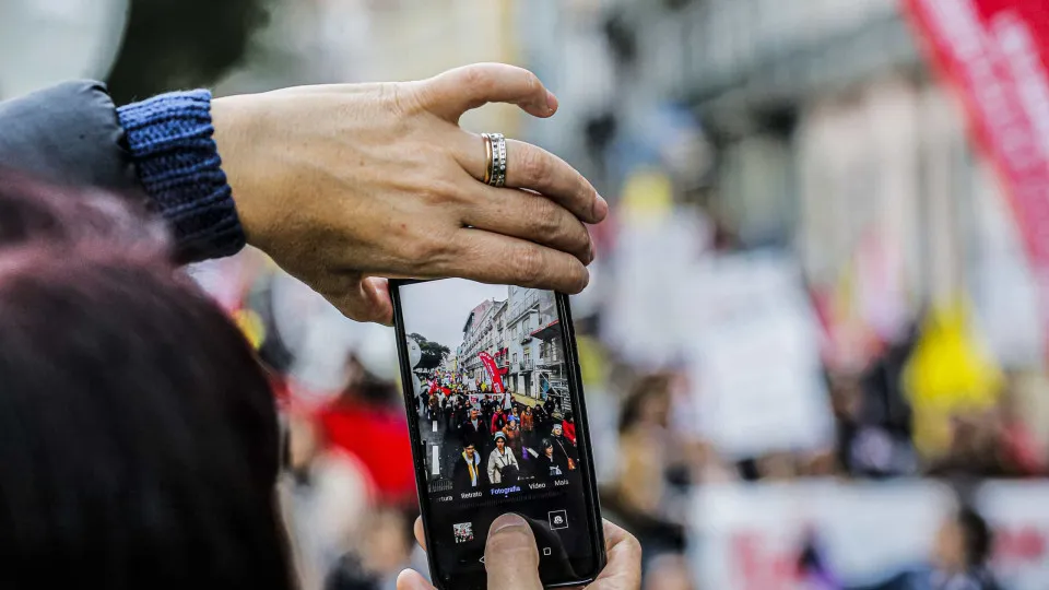 Six former leaders of CGTP and UGT call for a general strike
