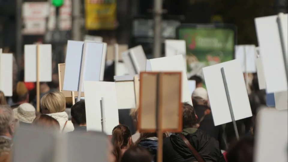 The general strike, who can call it and who is covered: Find out everything.