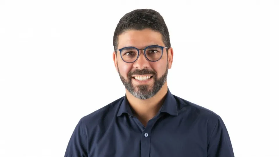 "This decentralization should have been better negotiated at the beginning"