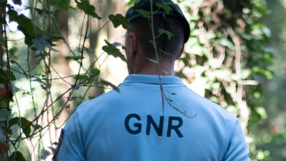 Two women suspected of qualified fraud. Gold items seized.