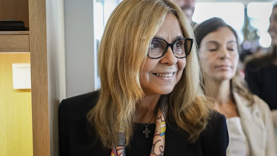 "We hope that the strike impacts as little as possible," confessed the minister.