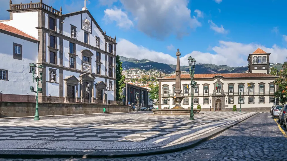 "Without administrative regions, we will continue with an unequal country"