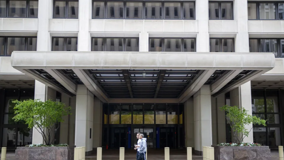 World Bank: Angola and Mozambique among the worst in debt-to-wealth ratio