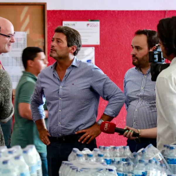 André Ventura wants politicians on the ground and not "hidden in Lisbon"