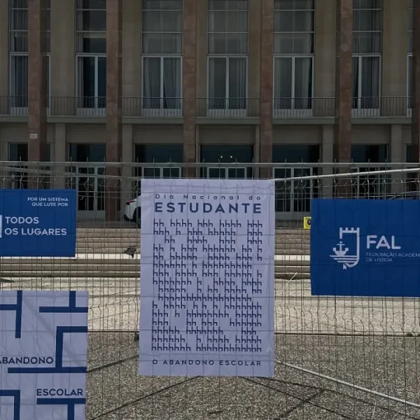 FAL demands equal opportunities in access to Higher Education.