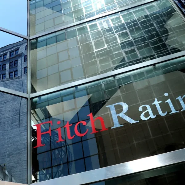Fitch maintains Mozambique's rating at CCC but worsens economic forecasts