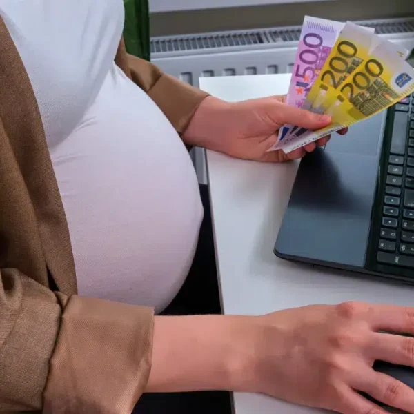 "It has never been so easy" to apply for prenatal allowance: Who is entitled to receive it?