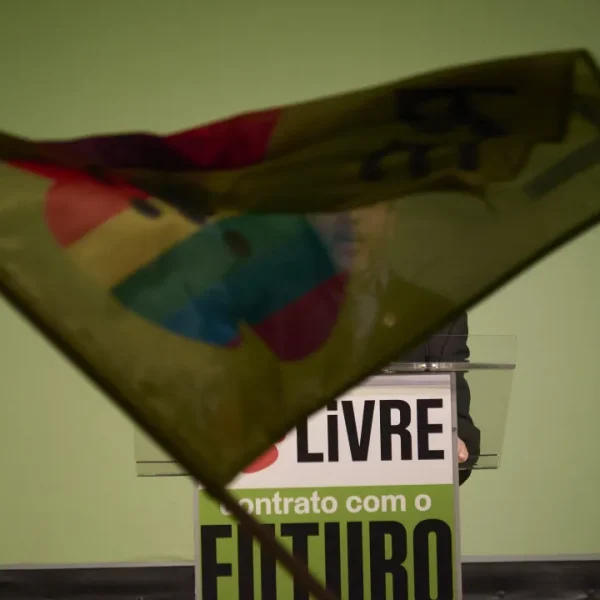 Livre questions the Government about the future of the National Reading Plan