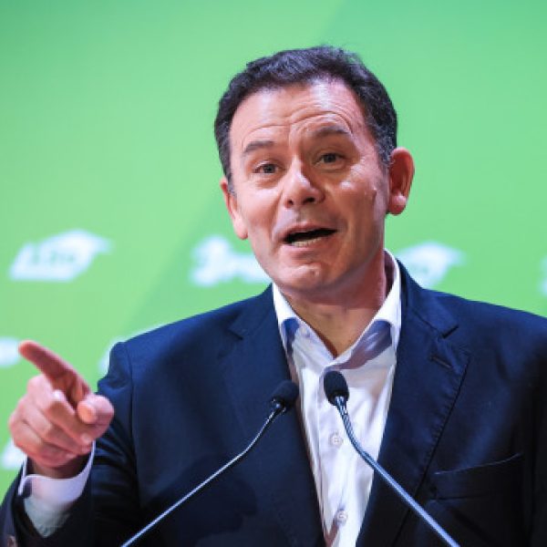 PS considers it "undignified" for Montenegro to hold a "salary auction."